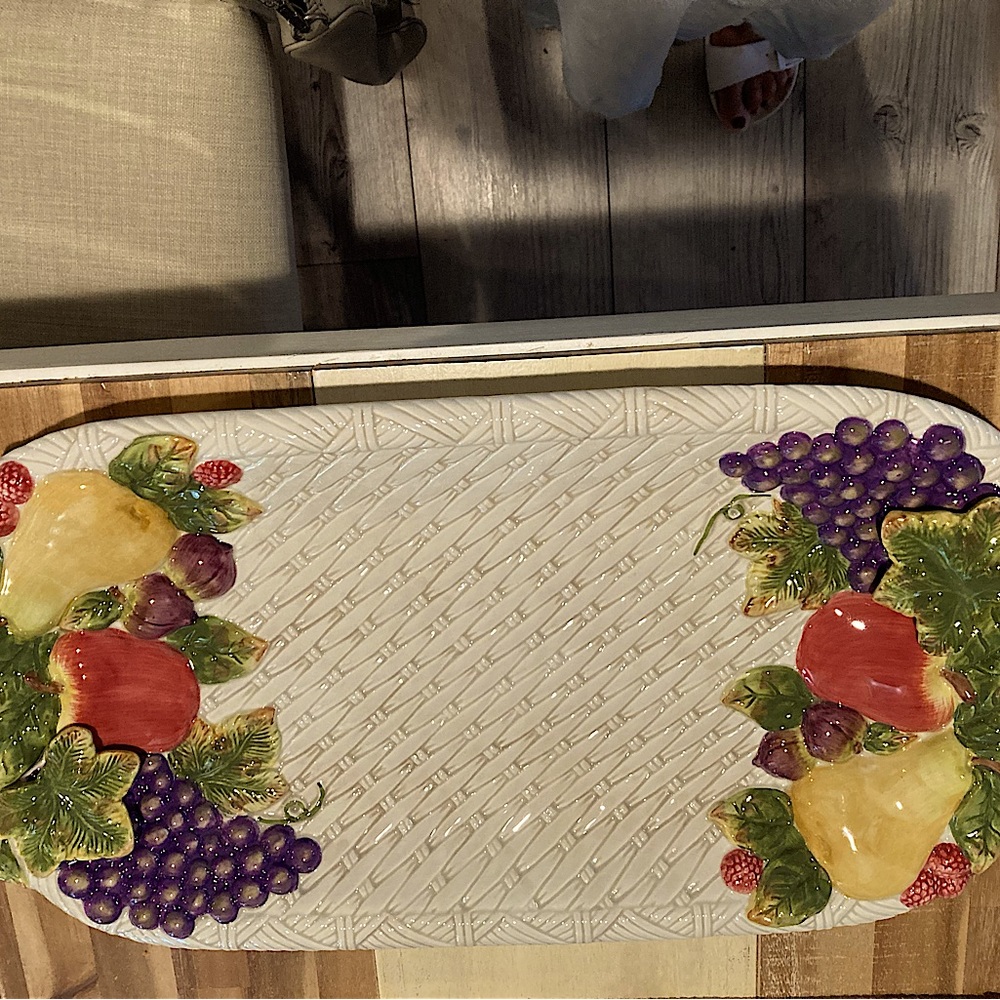 Baum Bros Style Eyes Cornucopia Platter